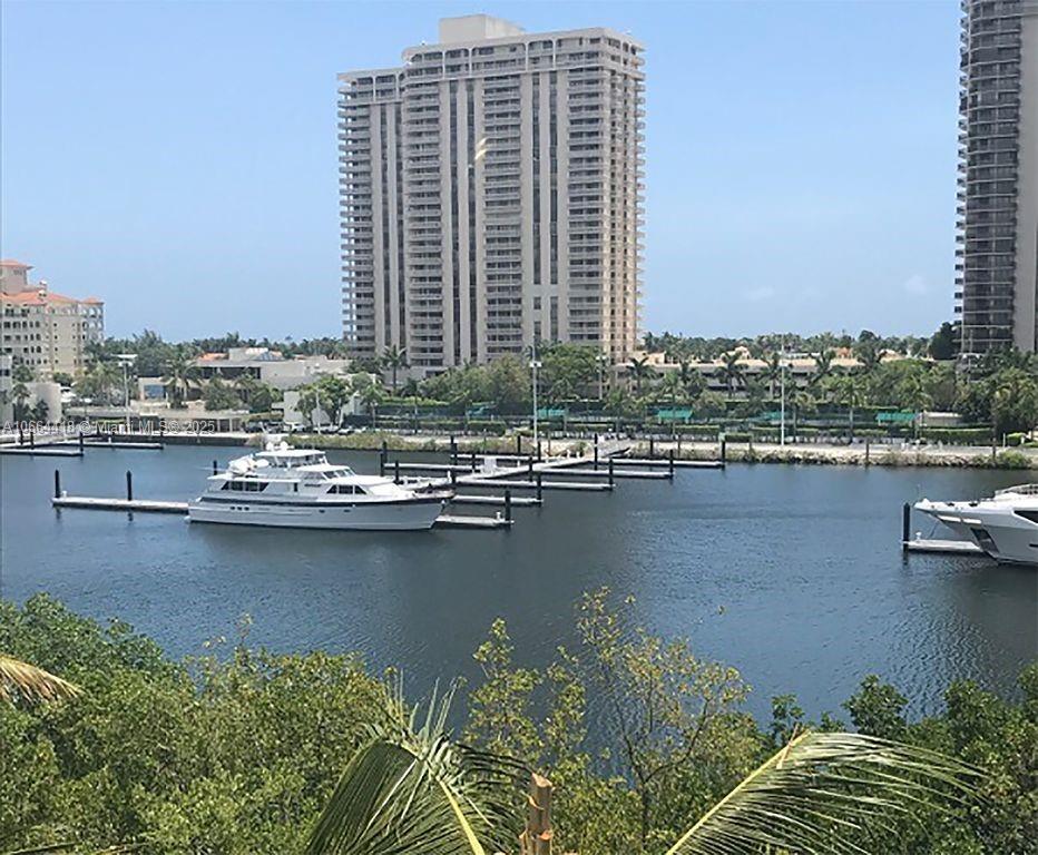 19701 E Country Club Dr 5606, Aventura, Florida 33180, 2 Bedrooms Bedrooms, ,2 BathroomsBathrooms,Residentiallease,For Rent,19701 E Country Club Dr 5606,A10664418