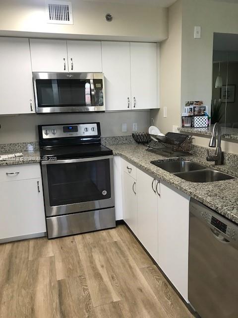19701 E Country Club Dr 5606, Aventura, Florida 33180, 2 Bedrooms Bedrooms, ,2 BathroomsBathrooms,Residentiallease,For Rent,19701 E Country Club Dr 5606,A10664418