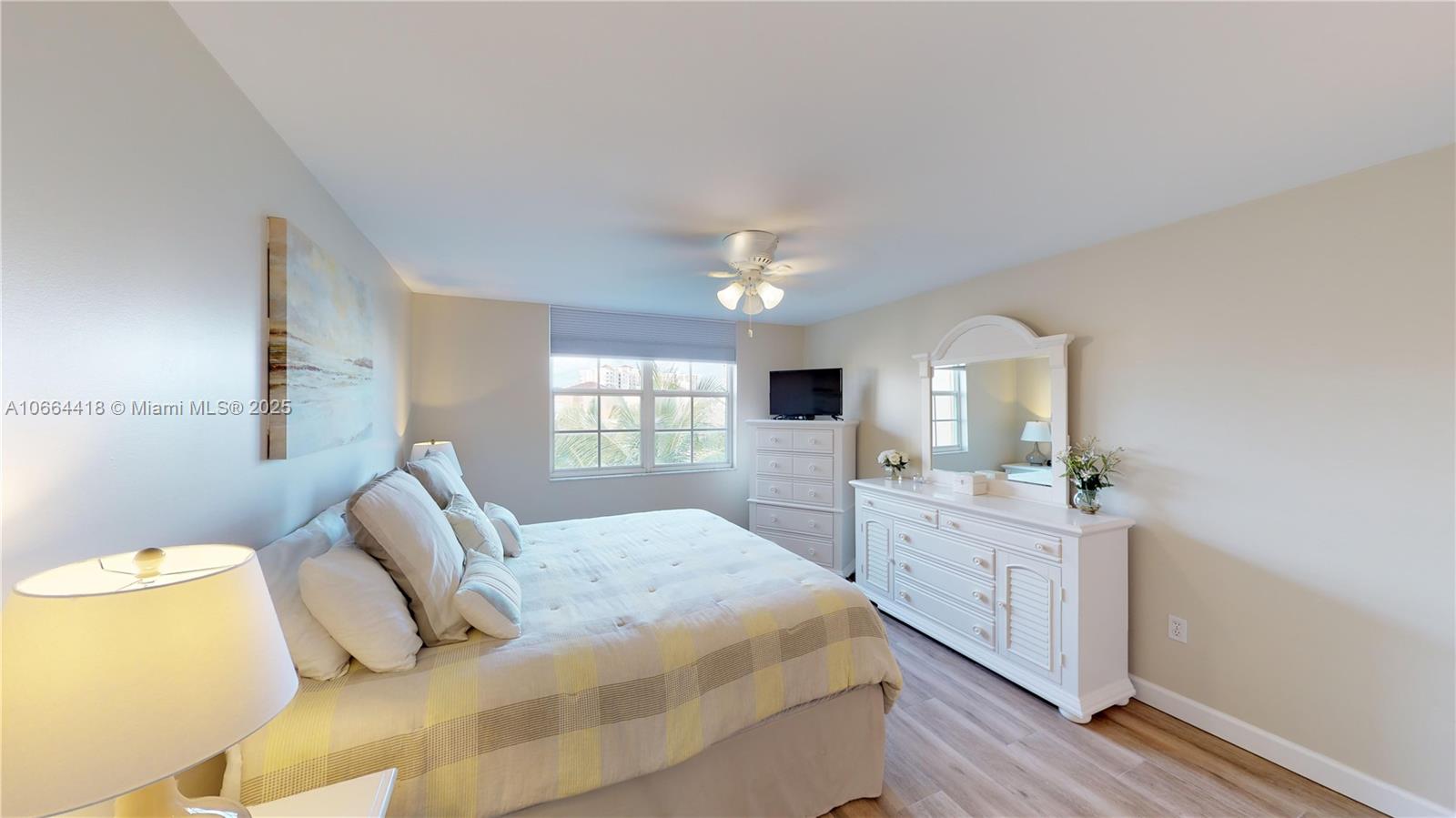 19701 E Country Club Dr 5606, Aventura, Florida 33180, 2 Bedrooms Bedrooms, ,2 BathroomsBathrooms,Residentiallease,For Rent,19701 E Country Club Dr 5606,A10664418