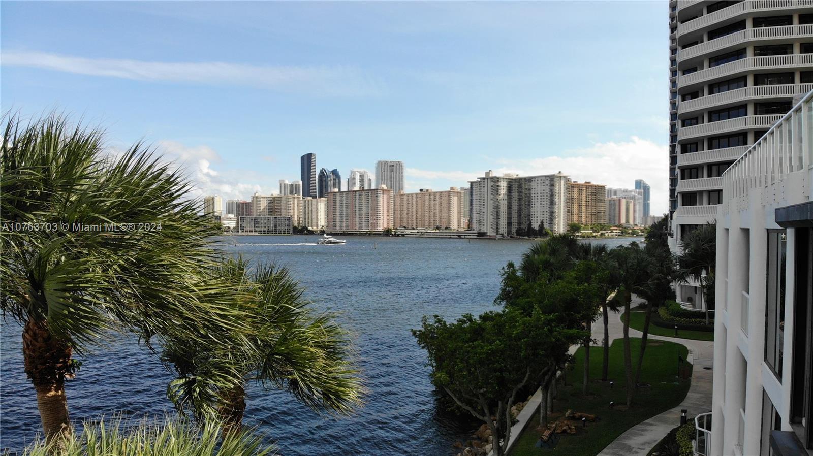 4000 Island Blvd, Aventura, FL, 33160 United States, 2 Bedrooms Bedrooms, ,3 BathroomsBathrooms,Residential,For Sale,Island Blvd,A10763703