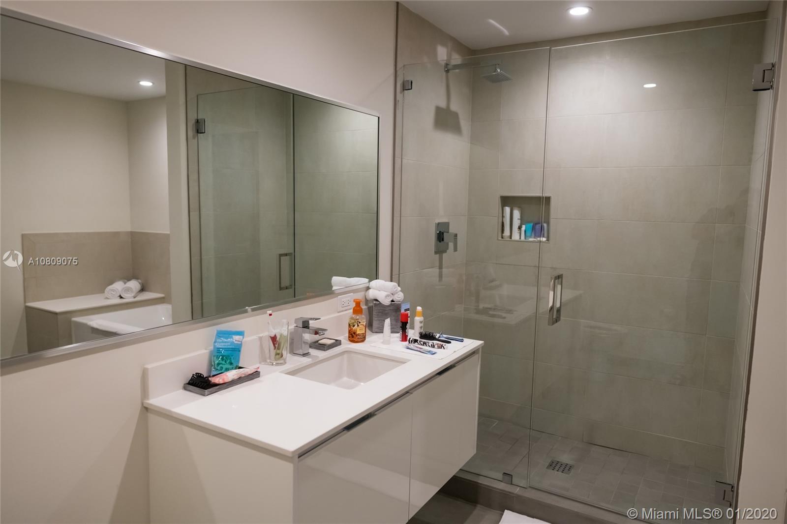 777 N Ocean Dr N311, Hollywood, Florida 33019, 1 Bedroom Bedrooms, ,1 BathroomBathrooms,Residential,For Sale,777 N Ocean Dr N311,A10809075