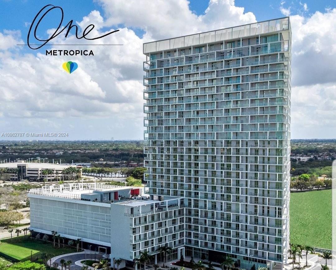 2000 Metropica Way 505, Sunrise, Florida 33323, 1 Bedroom Bedrooms, 1 Room Rooms,1 BathroomBathrooms,Residential,For Sale,2000 Metropica Way 505,A10862787
