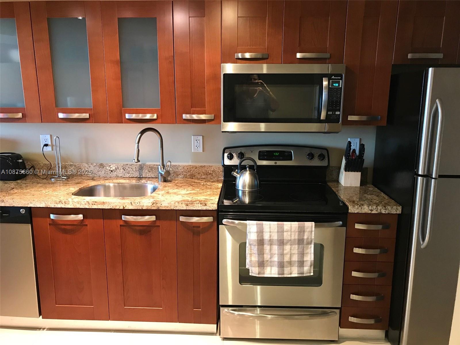 100 Lincoln Rd 1226, Miami Beach, Florida 33139, ,1 BathroomBathrooms,Residentiallease,For Rent,100 Lincoln Rd 1226,A10875660