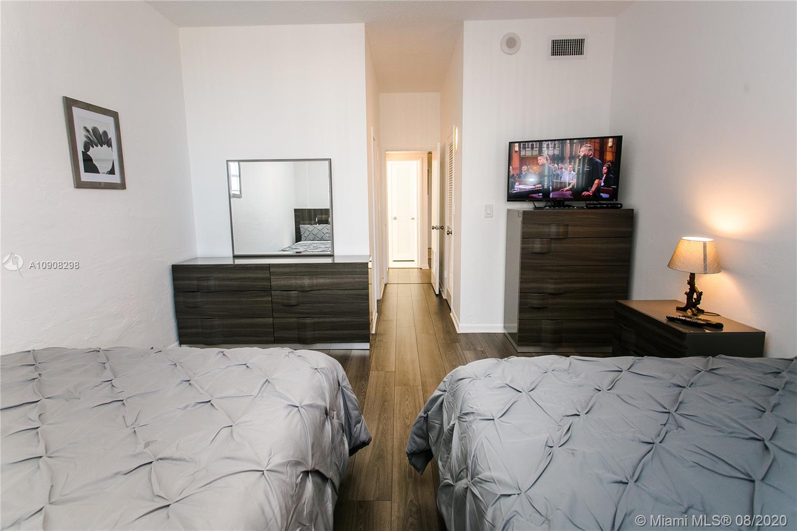 19370 Collins Ave PH-25, Sunny Isles Beach, Florida 33160, 1 Bedroom Bedrooms, ,1 BathroomBathrooms,Residentiallease,For Rent,19370 Collins Ave PH-25,A10908298