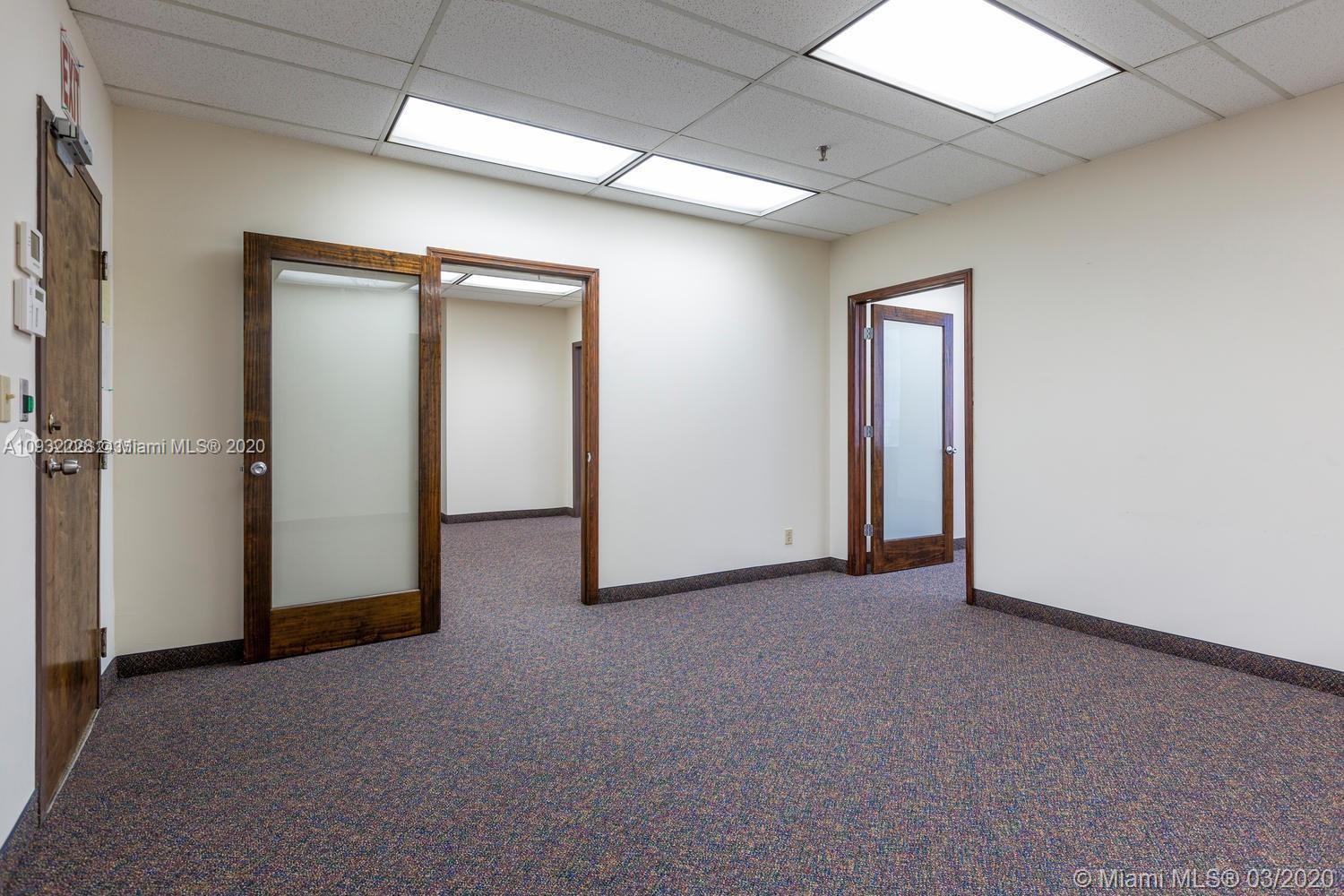 100 E Flagler St 705, Miami, Florida 33131, ,Commerciallease,For Rent,100 E Flagler St 705,A10932228