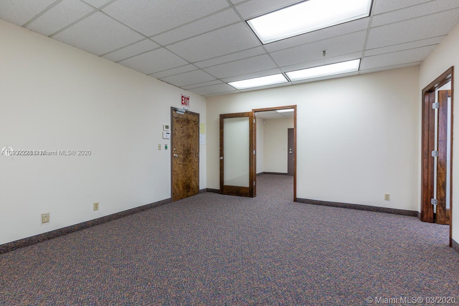 100 E Flagler St 705, Miami, Florida 33131, ,Commerciallease,For Rent,100 E Flagler St 705,A10932228