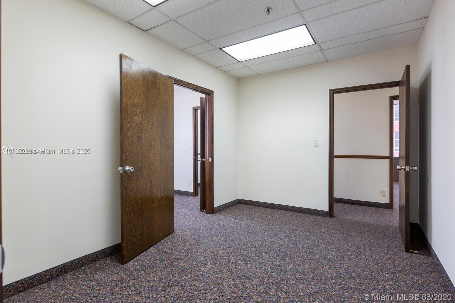 100 E Flagler St 705, Miami, Florida 33131, ,Commerciallease,For Rent,100 E Flagler St 705,A10932228