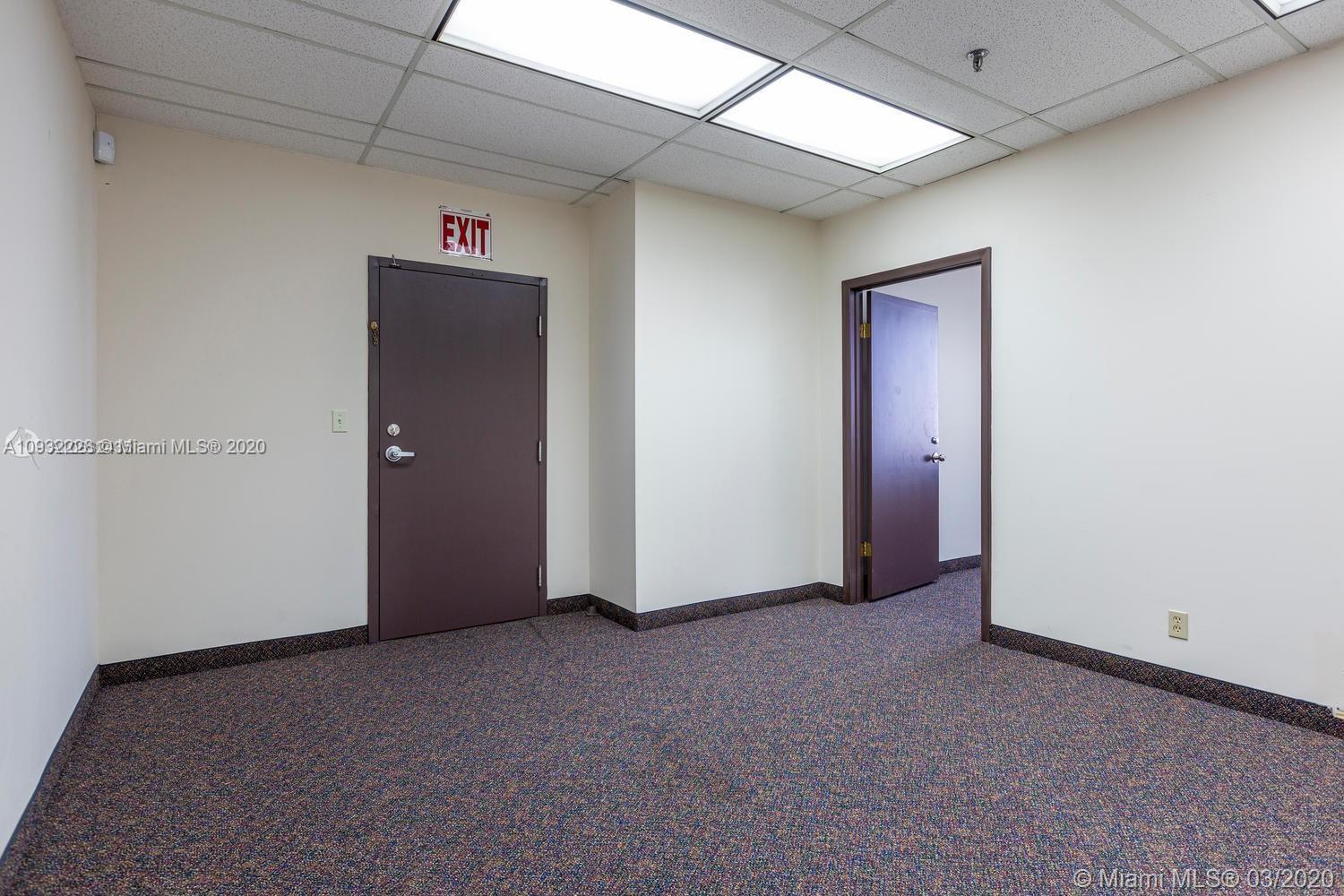 100 E Flagler St 705, Miami, Florida 33131, ,Commerciallease,For Rent,100 E Flagler St 705,A10932228