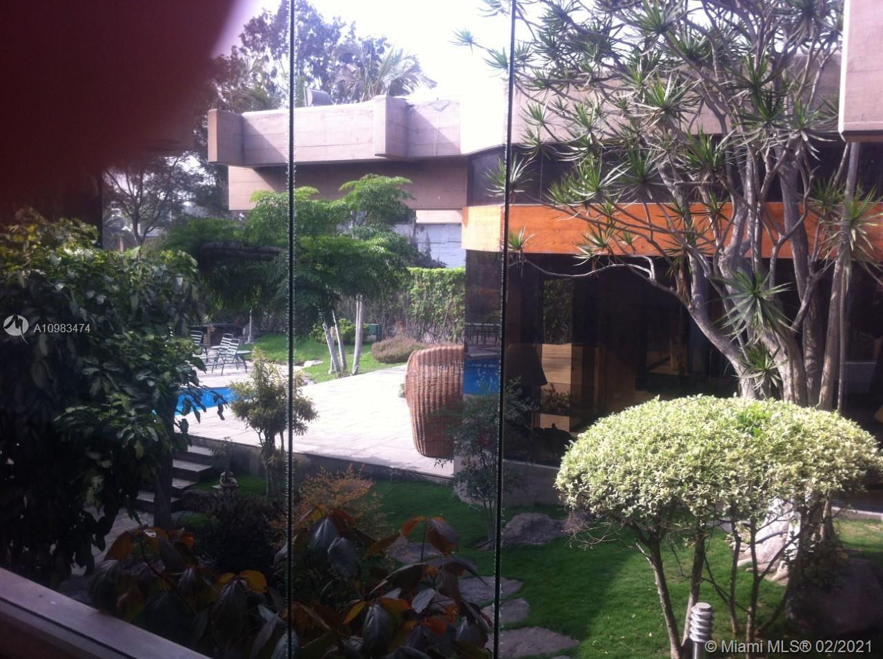 Casa en Casuarinas, Lima Peru-South America, FL, PE, 5 Bedrooms Bedrooms, ,4 BathroomsBathrooms,Residential,For Sale,Peru-South America,A10983474