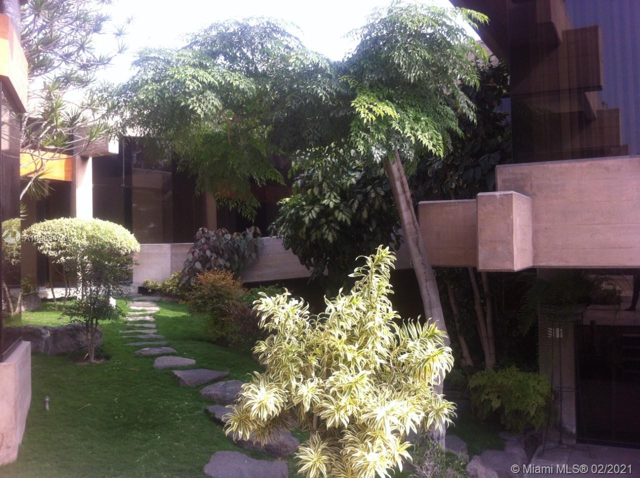 Casa en Casuarinas, Lima Peru-South America, FL, PE, 5 Bedrooms Bedrooms, ,4 BathroomsBathrooms,Residential,For Sale,Peru-South America,A10983474