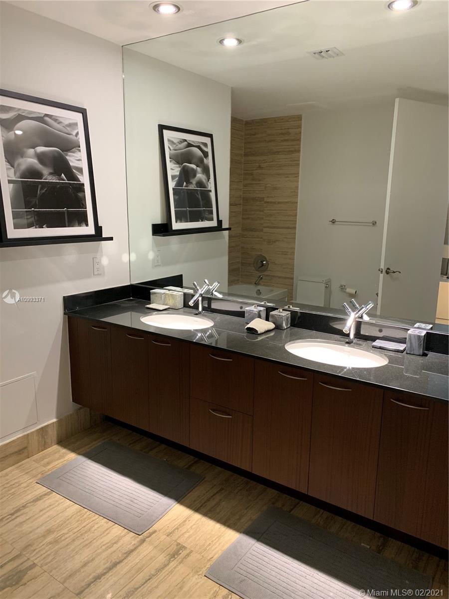 16001 Collins Ave 2105, Sunny Isles Beach, Florida 33160, 2 Bedrooms Bedrooms, ,2 BathroomsBathrooms,Residentiallease,For Rent,16001 Collins Ave 2105,A10993371