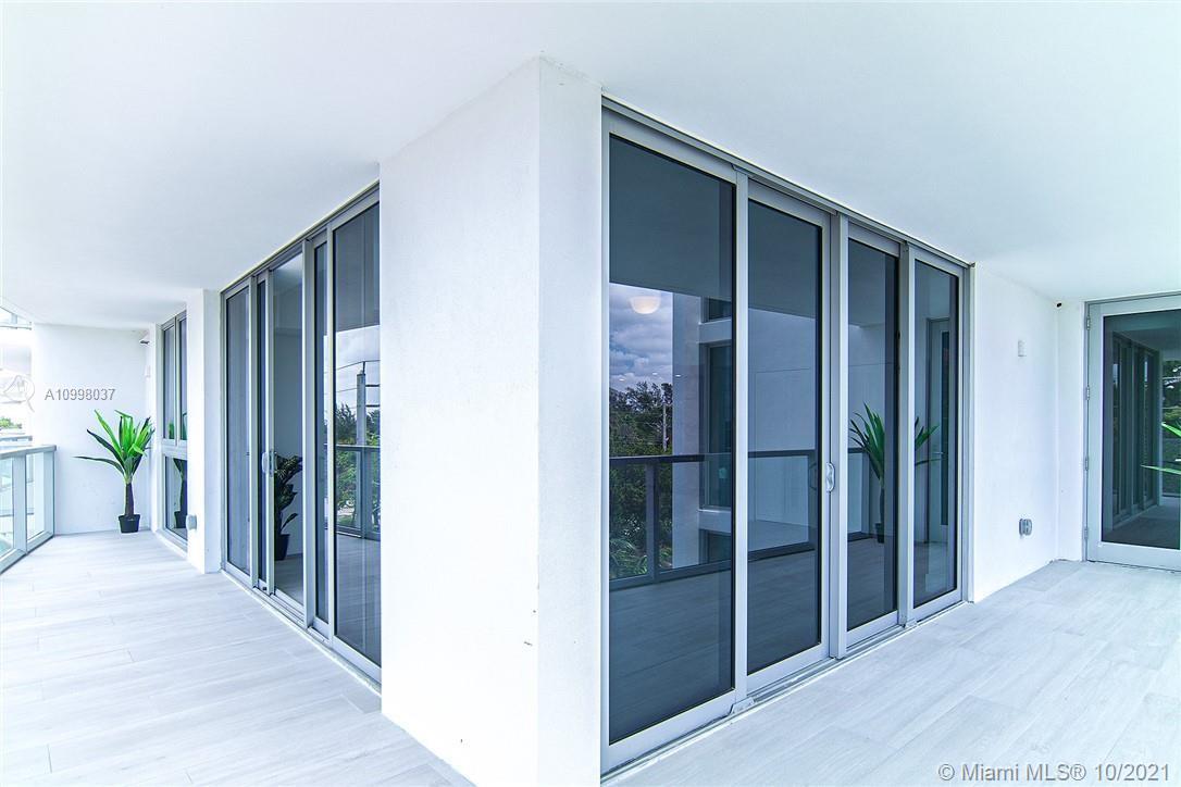13800 Highland Dr 406, North Miami Beach, Florida 33181, 2 Bedrooms Bedrooms, ,2 BathroomsBathrooms,Residential,For Sale,13800 Highland Dr 406,A10998037