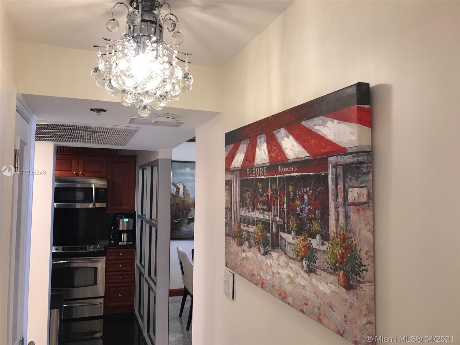 100 Lincoln Rd 1633, Miami Beach, Florida 33139, 1 Bedroom Bedrooms, ,2 BathroomsBathrooms,Residentiallease,For Rent,100 Lincoln Rd 1633,A11029243