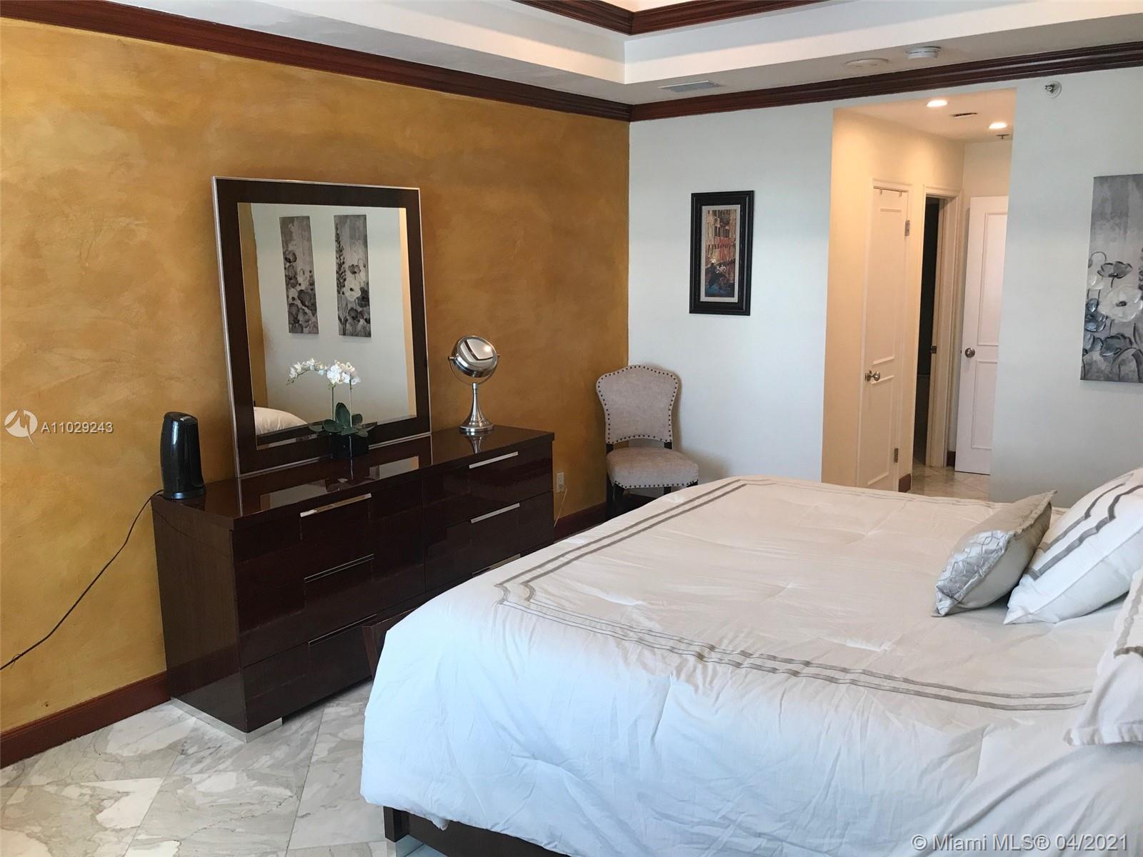 100 Lincoln Rd 1633, Miami Beach, Florida 33139, 1 Bedroom Bedrooms, ,2 BathroomsBathrooms,Residentiallease,For Rent,100 Lincoln Rd 1633,A11029243