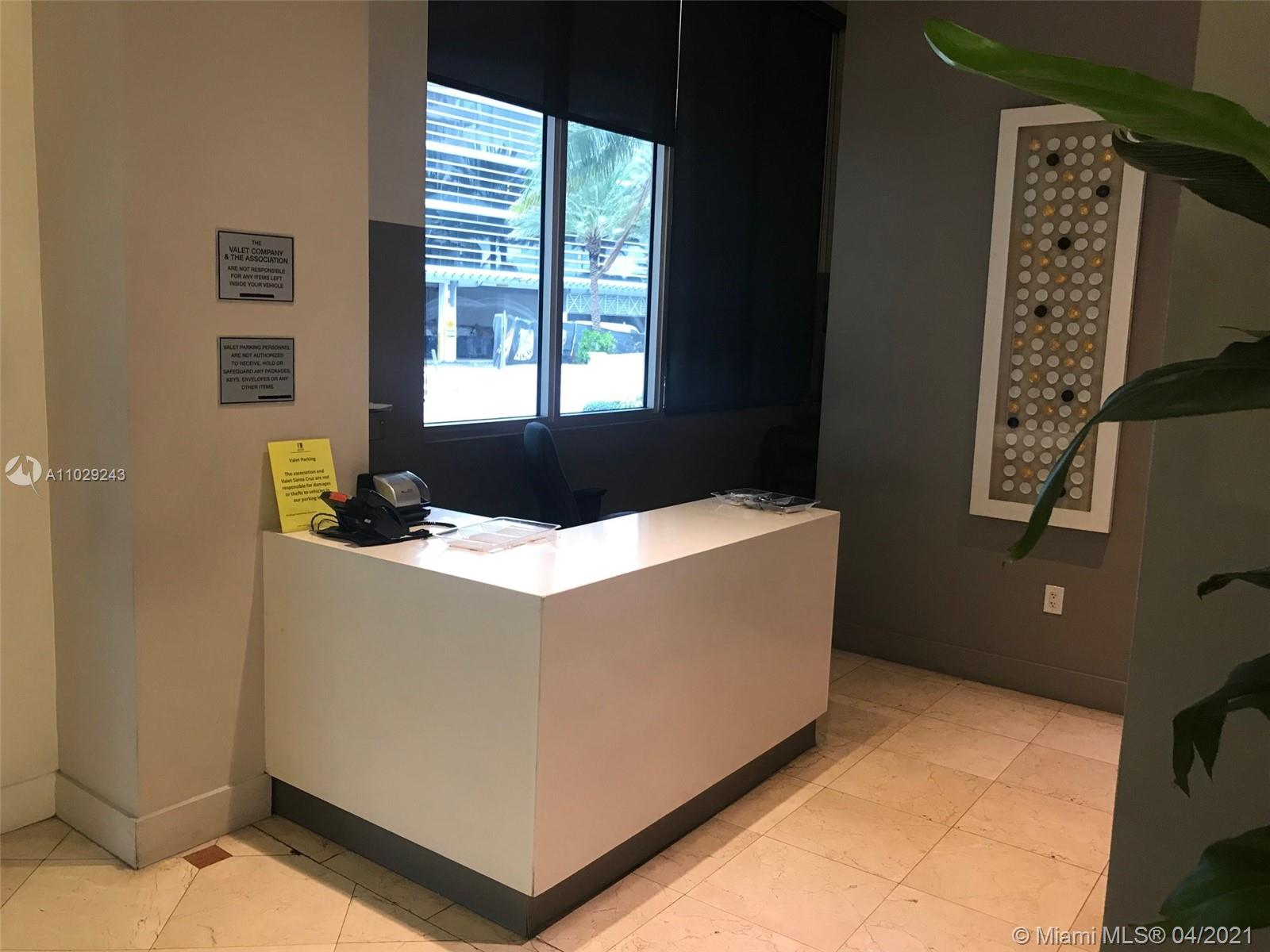 100 Lincoln Rd 1633, Miami Beach, Florida 33139, 1 Bedroom Bedrooms, ,2 BathroomsBathrooms,Residentiallease,For Rent,100 Lincoln Rd 1633,A11029243