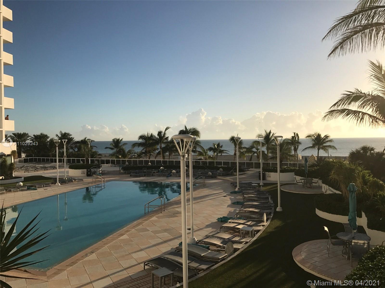 100 Lincoln Rd 1633, Miami Beach, Florida 33139, 1 Bedroom Bedrooms, ,2 BathroomsBathrooms,Residentiallease,For Rent,100 Lincoln Rd 1633,A11029243