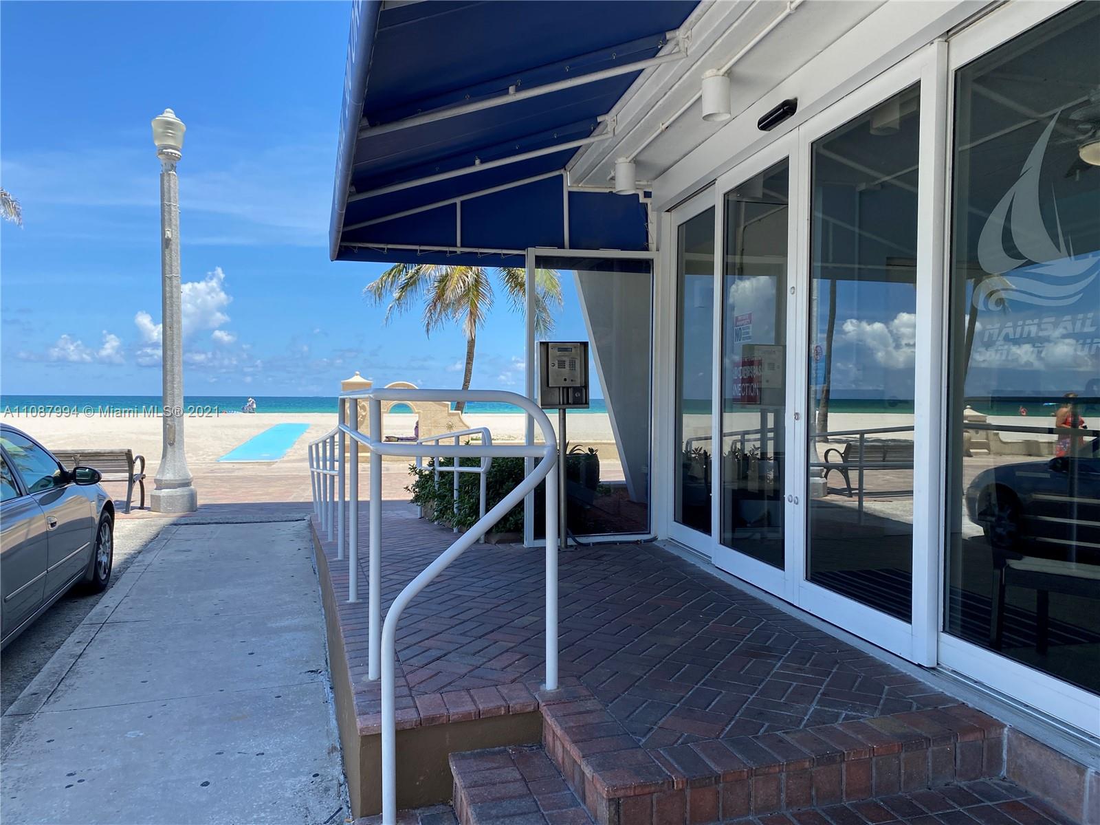 300 Oregon St 204, Hollywood, Florida 33019, 1 Bedroom Bedrooms, ,1 BathroomBathrooms,Residentiallease,For Rent,300 Oregon St 204,A11087994