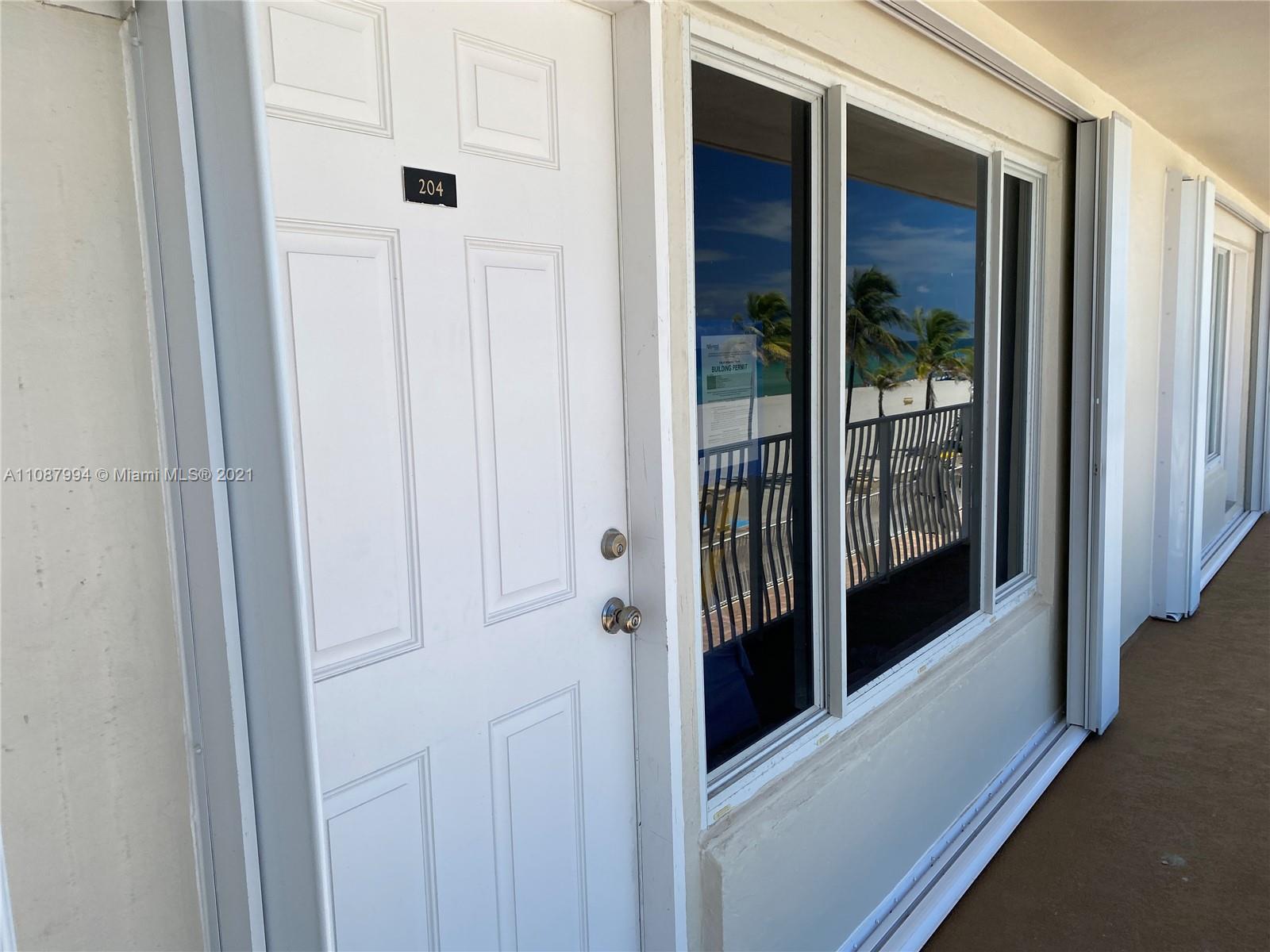 300 Oregon St 204, Hollywood, Florida 33019, 1 Bedroom Bedrooms, ,1 BathroomBathrooms,Residentiallease,For Rent,300 Oregon St 204,A11087994
