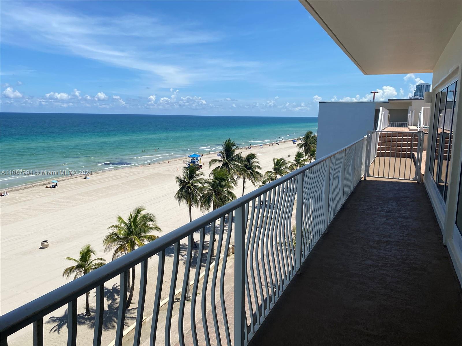 300 Oregon St 204, Hollywood, Florida 33019, 1 Bedroom Bedrooms, ,1 BathroomBathrooms,Residentiallease,For Rent,300 Oregon St 204,A11087994