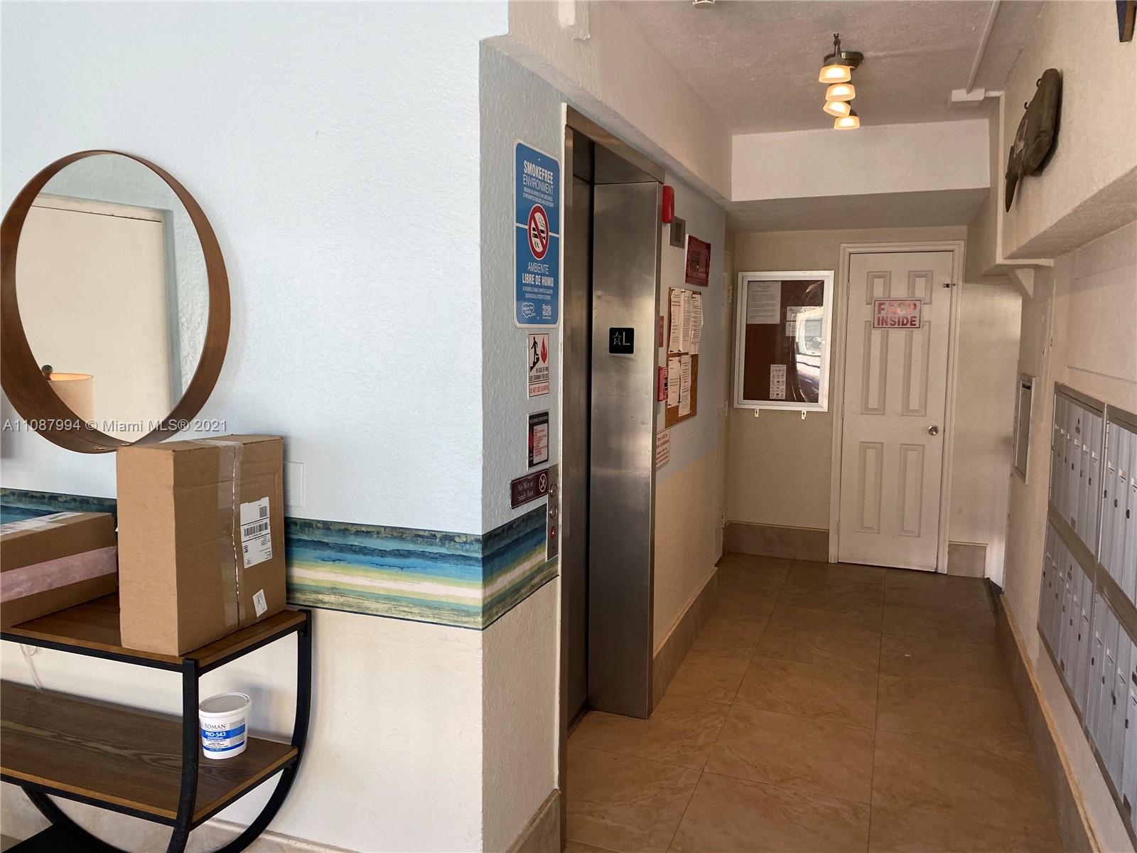300 Oregon St 204, Hollywood, Florida 33019, 1 Bedroom Bedrooms, ,1 BathroomBathrooms,Residentiallease,For Rent,300 Oregon St 204,A11087994