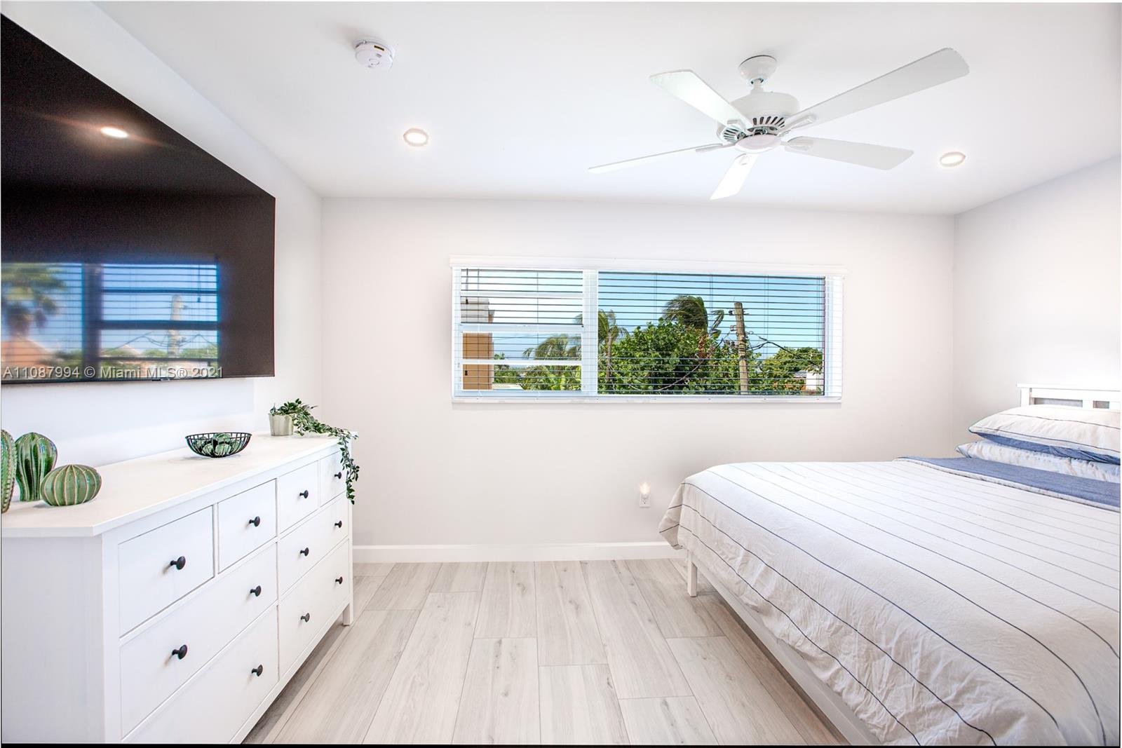 300 Oregon St 204, Hollywood, Florida 33019, 1 Bedroom Bedrooms, ,1 BathroomBathrooms,Residentiallease,For Rent,300 Oregon St 204,A11087994