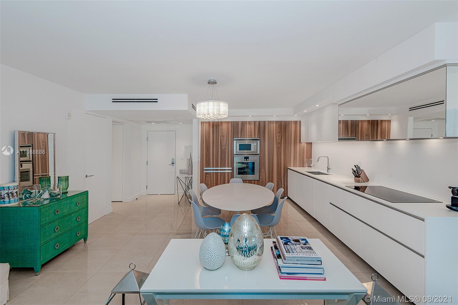 2301 Collins Ave, Miami Beach, FL, 33139 United States, 2 Bedrooms Bedrooms, ,2 BathroomsBathrooms,Residential,For Sale,Collins Ave,A11088886