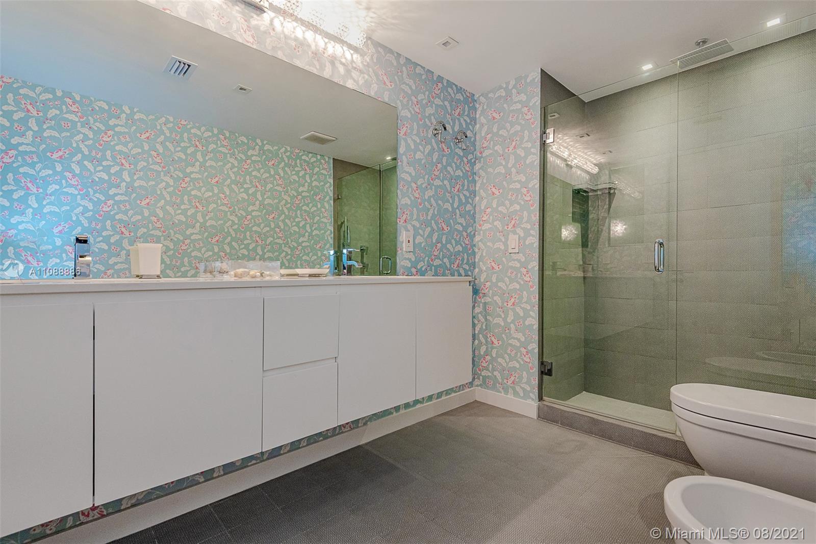 2301 Collins Ave, Miami Beach, FL, 33139 United States, 2 Bedrooms Bedrooms, ,2 BathroomsBathrooms,Residential,For Sale,Collins Ave,A11088886