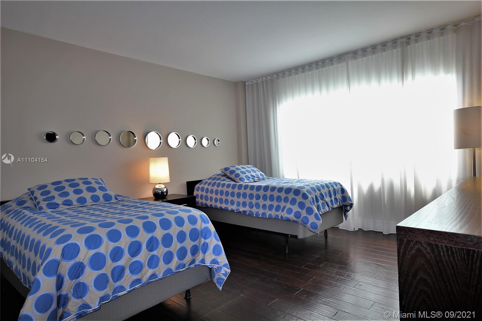 5151 COLLINS AV 924, Miami Beach, Florida 33140, 2 Bedrooms Bedrooms, ,2 BathroomsBathrooms,Residentiallease,For Rent,5151 COLLINS AV 924,A11104154