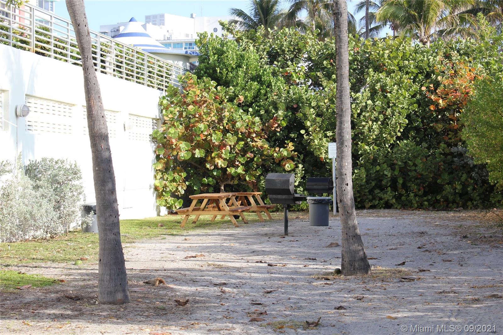5151 COLLINS AV 924, Miami Beach, Florida 33140, 2 Bedrooms Bedrooms, ,2 BathroomsBathrooms,Residentiallease,For Rent,5151 COLLINS AV 924,A11104154