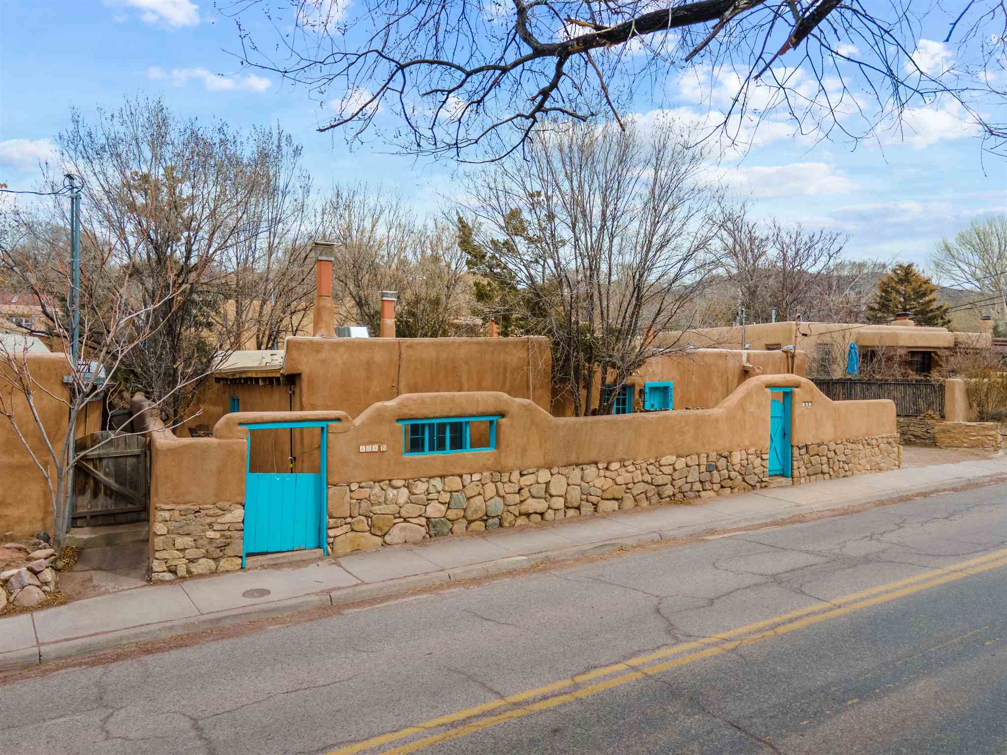 868 Alameda, Santa Fe, New Mexico 87501, 3 Bedrooms Bedrooms, ,3 BathroomsBathrooms,Residential,For Sale,868 Alameda,202101103