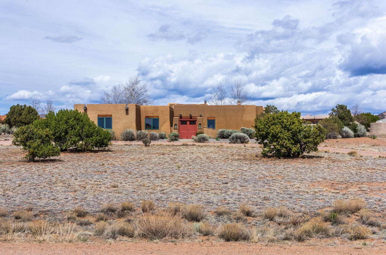 18 Avila, Santa Fe, New Mexico 87508, 3 Bedrooms Bedrooms, ,3 BathroomsBathrooms,Residential,For Sale,18 Avila,202101489