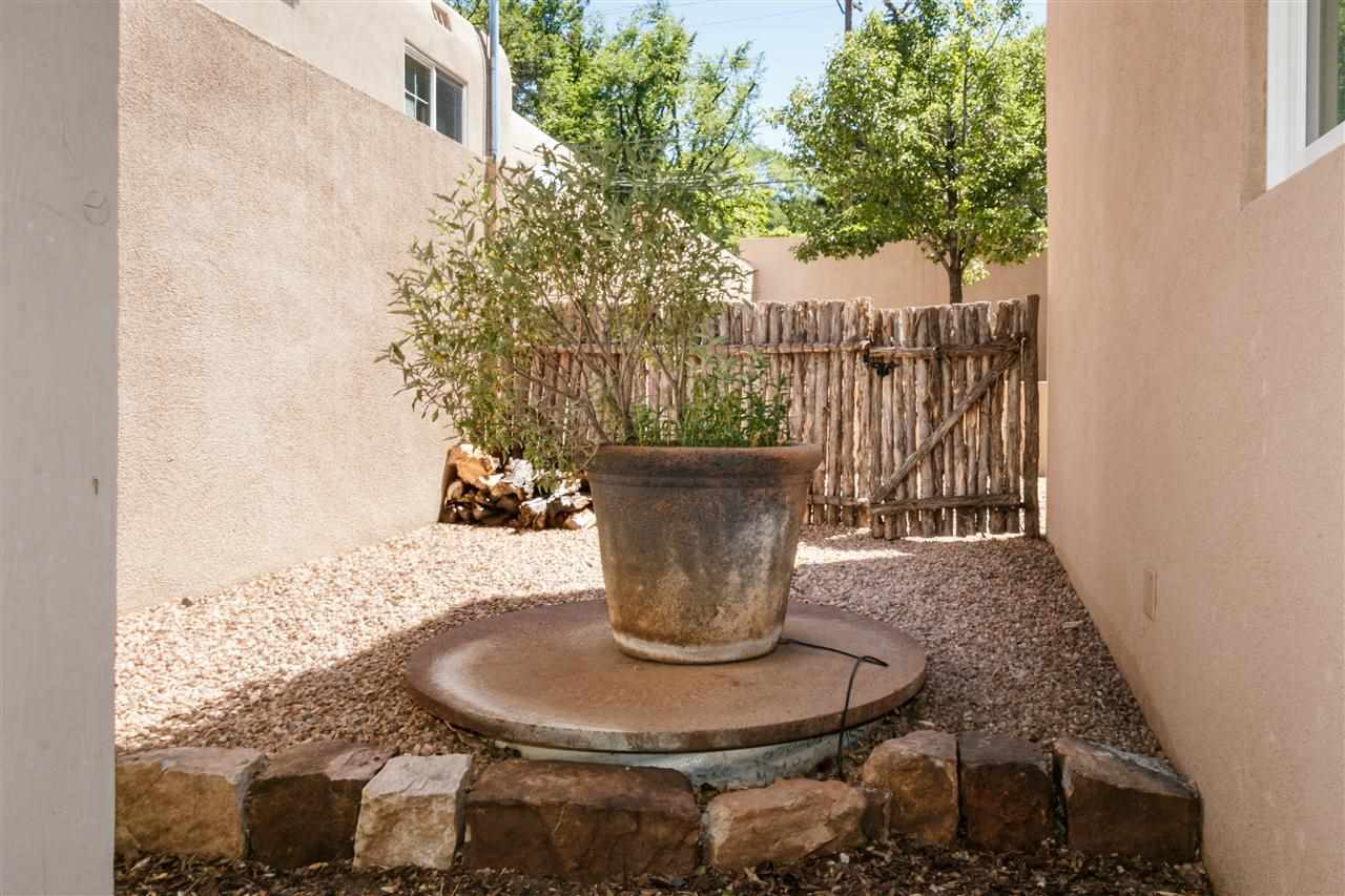 806 Palace Ave #C, Santa Fe, New Mexico 87501, 2 Bedrooms Bedrooms, ,3 BathroomsBathrooms,Residential,For Sale,806 Palace Ave #C,202100861