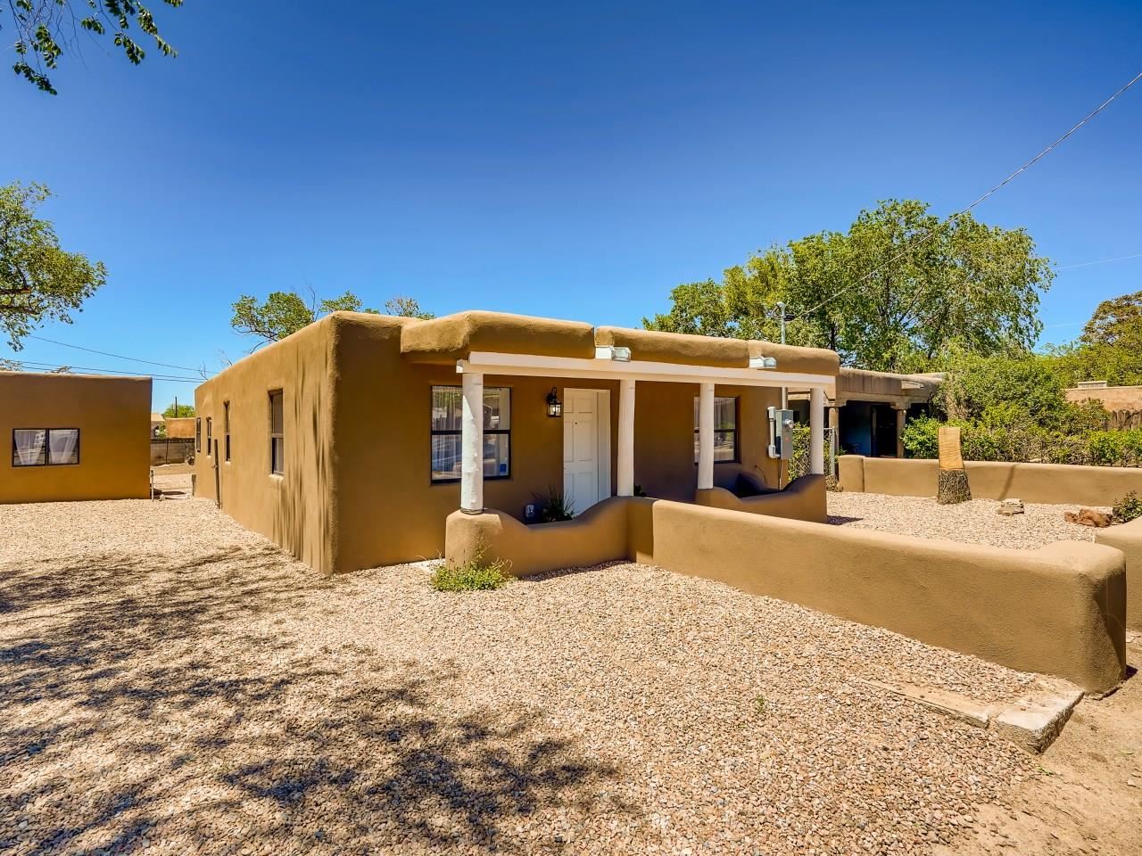 206 Quapaw, Santa Fe, New Mexico 87505, 3 Bedrooms Bedrooms, ,3 BathroomsBathrooms,Residential,For Sale,206 Quapaw,202102191