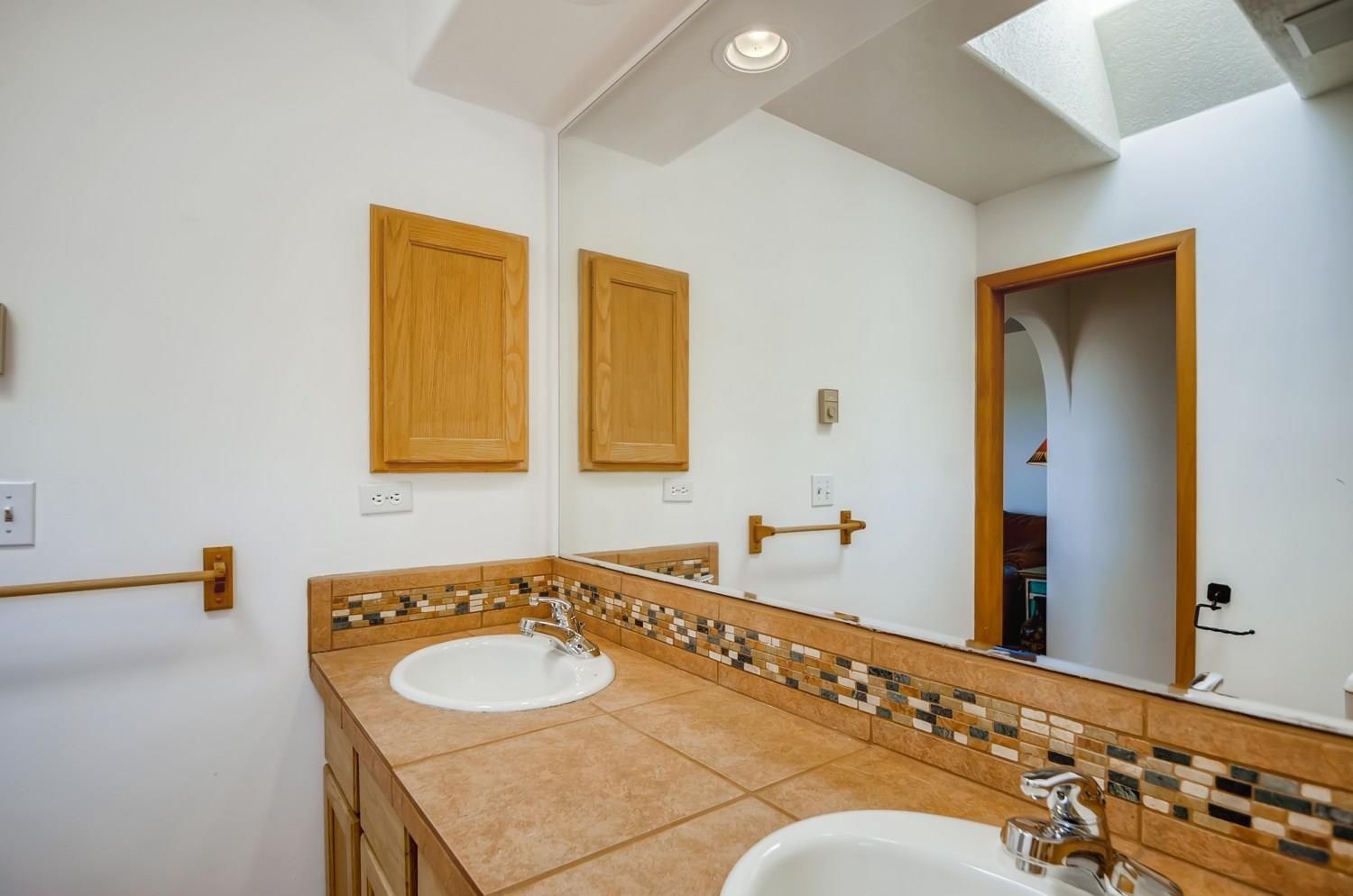 22 Altura, Santa Fe, New Mexico 87508, 3 Bedrooms Bedrooms, ,3 BathroomsBathrooms,Residential,For Sale,22 Altura,202102145