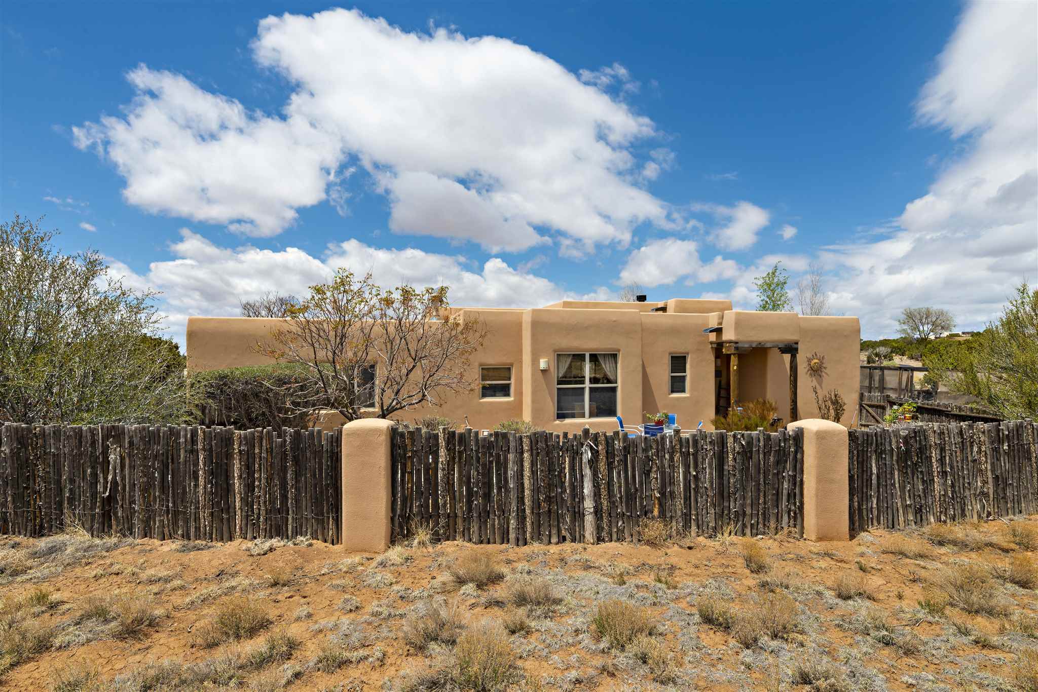 2 Isidro, Santa Fe, New Mexico 87508, 3 Bedrooms Bedrooms, ,2 BathroomsBathrooms,Residential,For Sale,2 Isidro,202101879