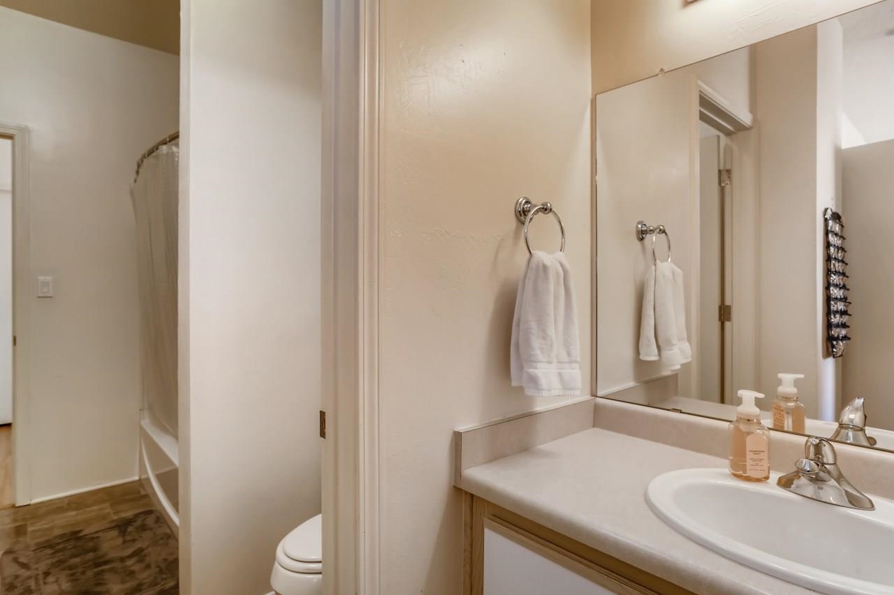 25 E Saddleback Mesa, Santa Fe, New Mexico 87508, 2 Bedrooms Bedrooms, ,2 BathroomsBathrooms,Residential,For Sale,25 E Saddleback Mesa,202102930