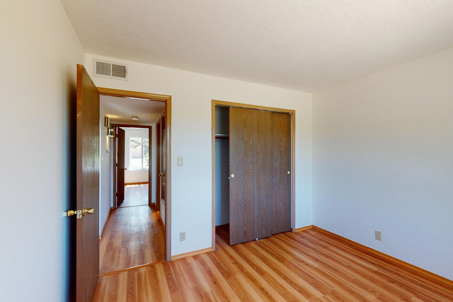 1940 Thomas, Santa Fe, New Mexico 87505, 3 Bedrooms Bedrooms, ,2 BathroomsBathrooms,Residential,For Sale,1940 Thomas,202103843