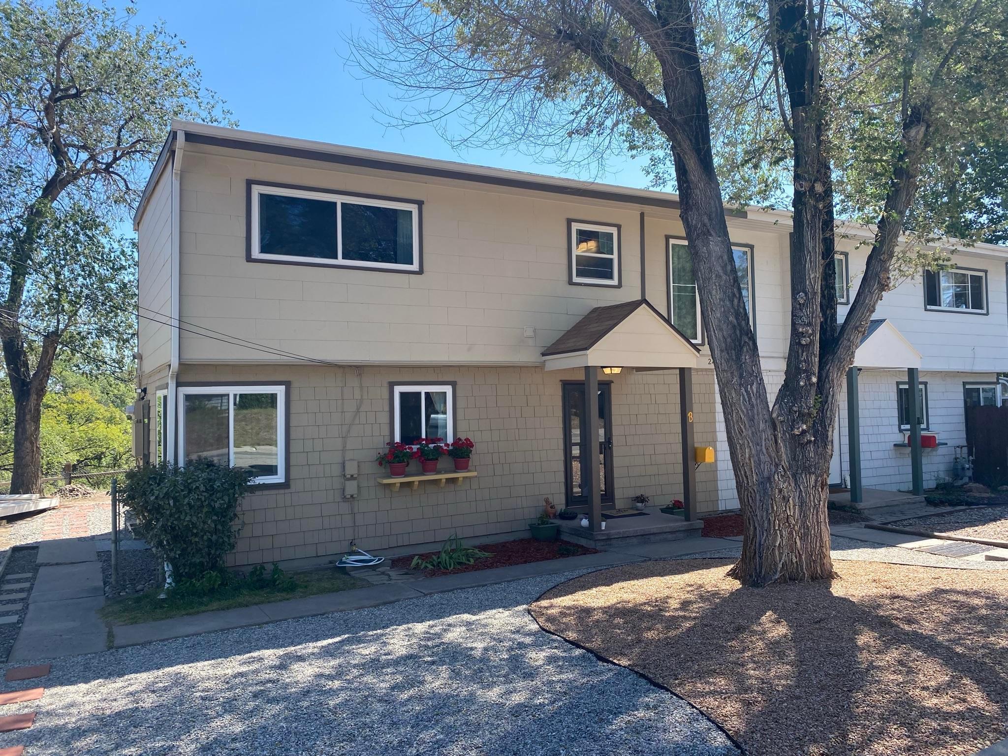 2426 35TH B, Los Alamos, New Mexico 87544, 3 Bedrooms Bedrooms, ,1 BathroomBathrooms,Residential,For Sale,2426 35TH B,202103855