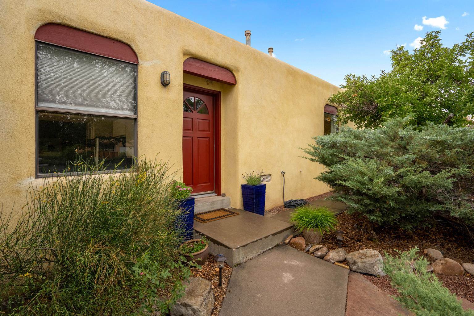 110 Calle Don Jose, Santa Fe, New Mexico 87501, 3 Bedrooms Bedrooms, ,2 BathroomsBathrooms,Residential,For Sale,110 Calle Don Jose,202102910