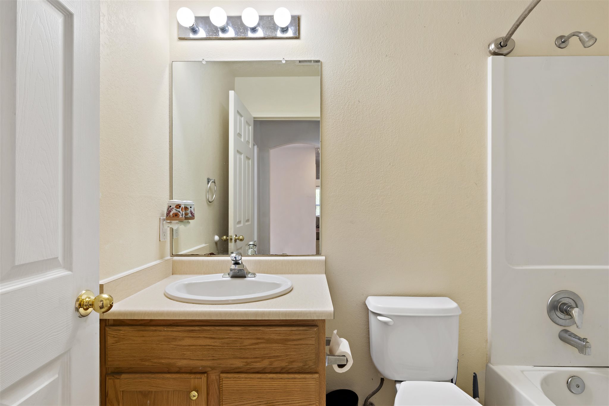 4120 Monte Azul Santa Fe, Santa Fe, New Mexico 87507, 3 Bedrooms Bedrooms, ,2 BathroomsBathrooms,Residential,For Sale,4120 Monte Azul Santa Fe,202102753