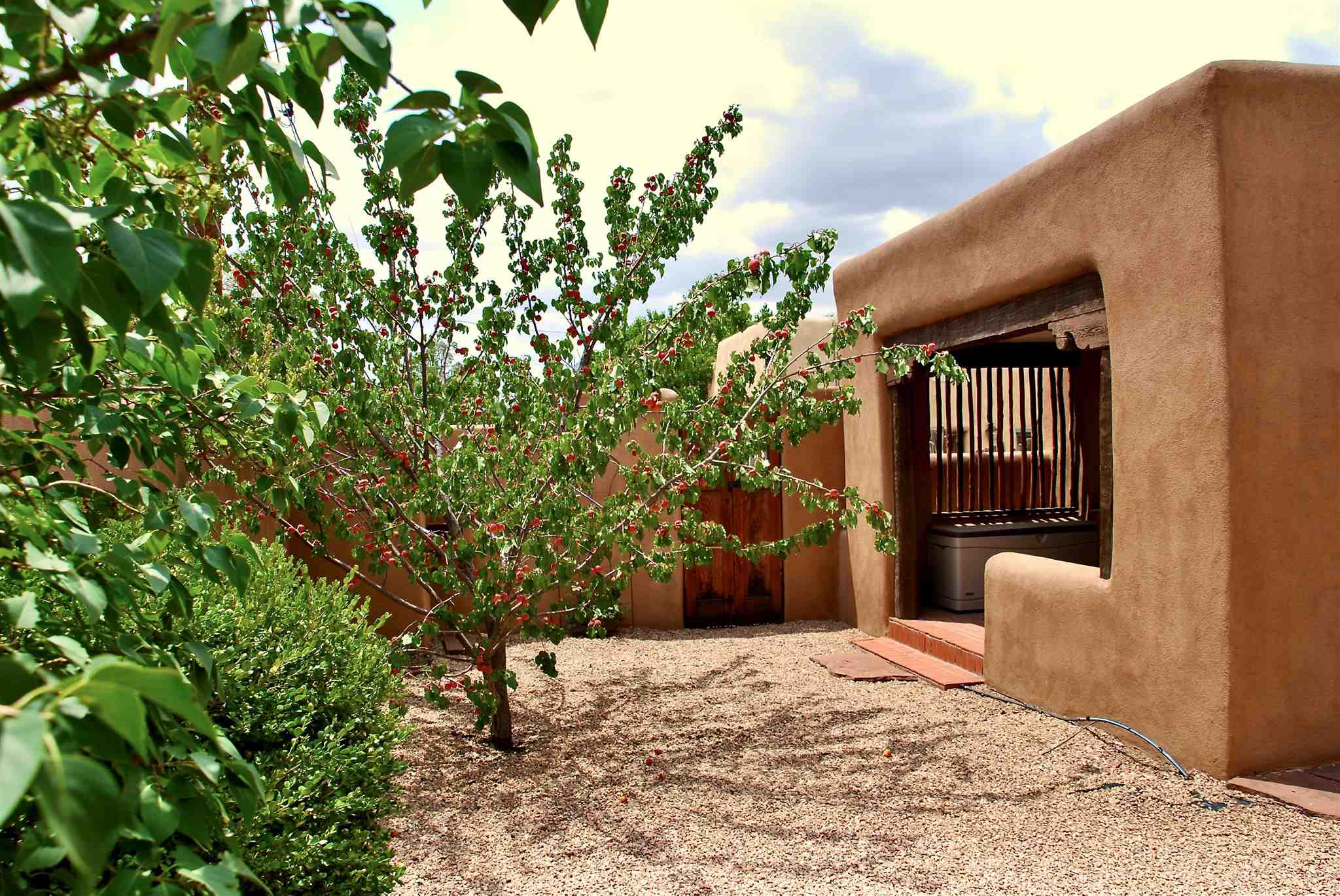 413 Arroyo Tenorio, Santa Fe, New Mexico 87505, 3 Bedrooms Bedrooms, ,3 BathroomsBathrooms,Residential,For Sale,413 Arroyo Tenorio,202103128