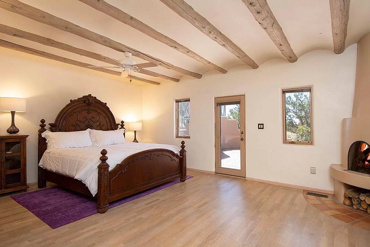 117 Paseo Nopal, Santa Fe, New Mexico 87507, 3 Bedrooms Bedrooms, ,3 BathroomsBathrooms,Residential,For Sale,117 Paseo Nopal,202103719