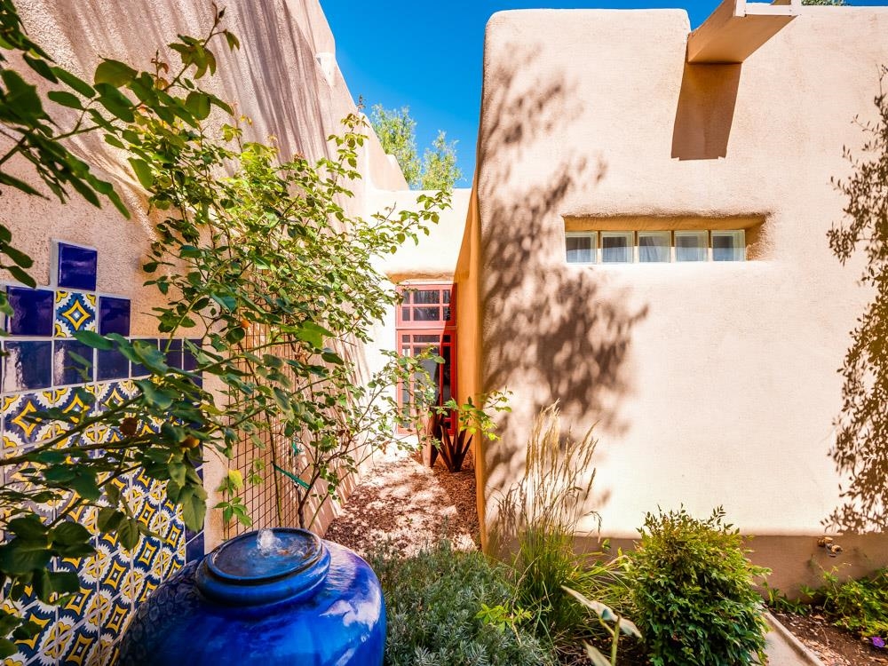 832 DUNLAP A, Santa Fe, New Mexico 87501, 1 Bedroom Bedrooms, ,1 BathroomBathrooms,Residential,For Sale,832 DUNLAP A,202104511