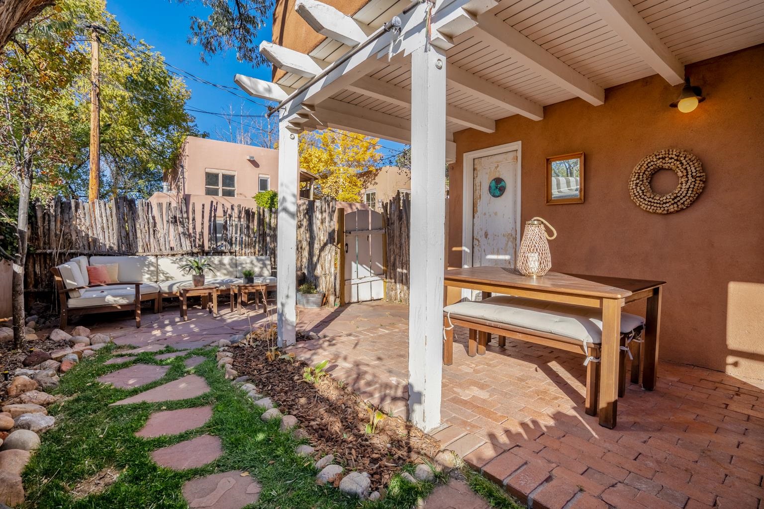 129 Berger, Santa Fe, New Mexico 87505, 2 Bedrooms Bedrooms, ,2 BathroomsBathrooms,Residential,For Sale,129 Berger,202104826