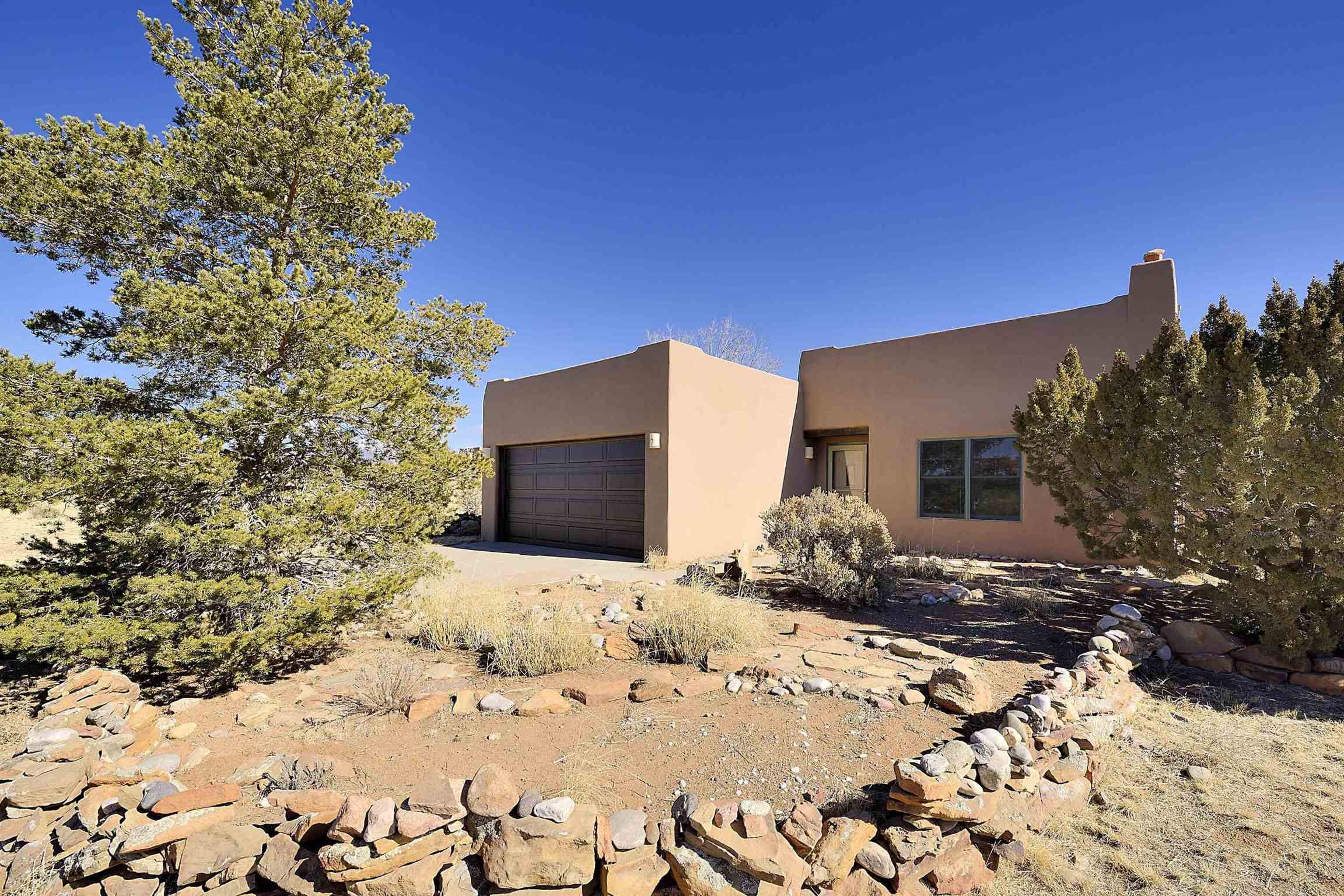 3 Chapala, Santa Fe, New Mexico 87508, 3 Bedrooms Bedrooms, ,2 BathroomsBathrooms,Residential,For Sale,3 Chapala,202200245