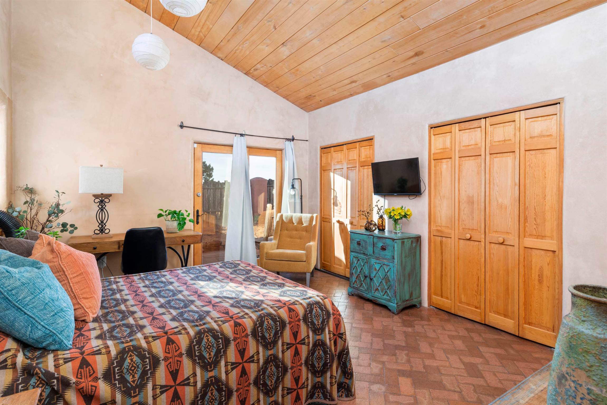 3 Aula, Santa Fe, New Mexico 87508, 2 Bedrooms Bedrooms, ,1 BathroomBathrooms,Residential,For Sale,3 Aula,202105526