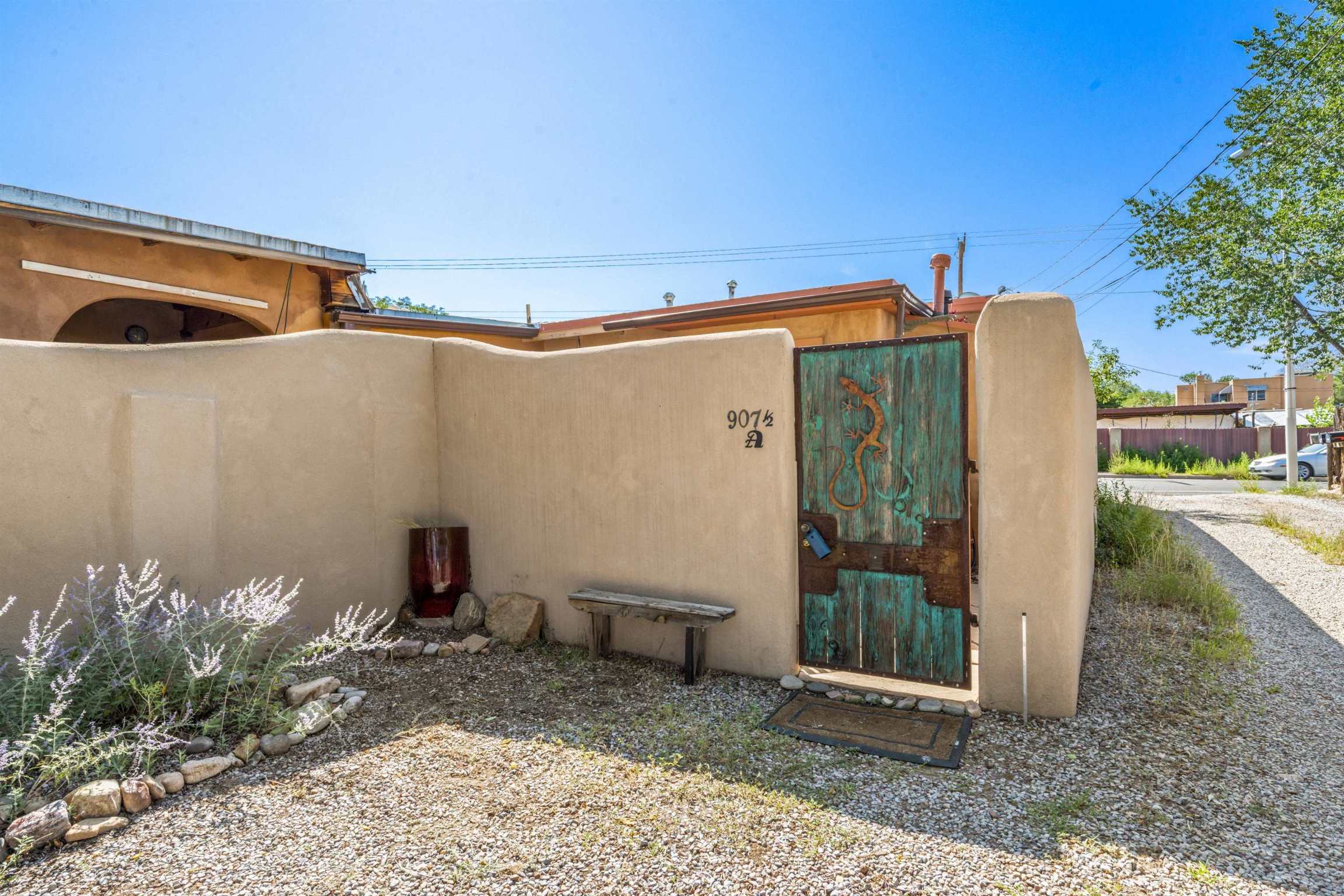 907 1/2 Agua Fria A, Santa Fe, New Mexico 87501, 1 Bedroom Bedrooms, ,1 BathroomBathrooms,Residential,For Sale,907 1/2 Agua Fria A,202103996