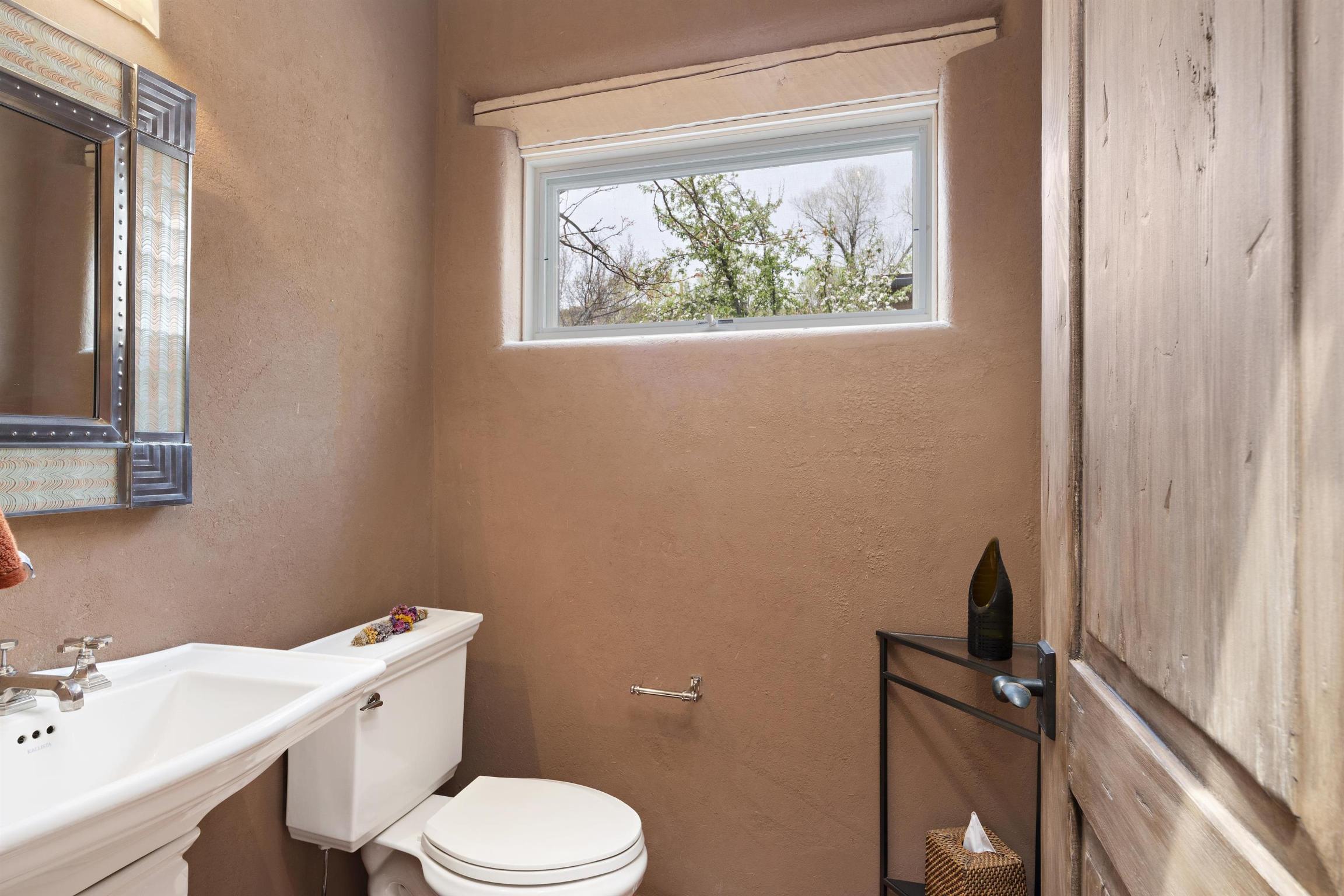 1121 Alameda, Santa Fe, New Mexico 87501, 3 Bedrooms Bedrooms, ,3 BathroomsBathrooms,Residential,For Sale,1121 Alameda,202201508