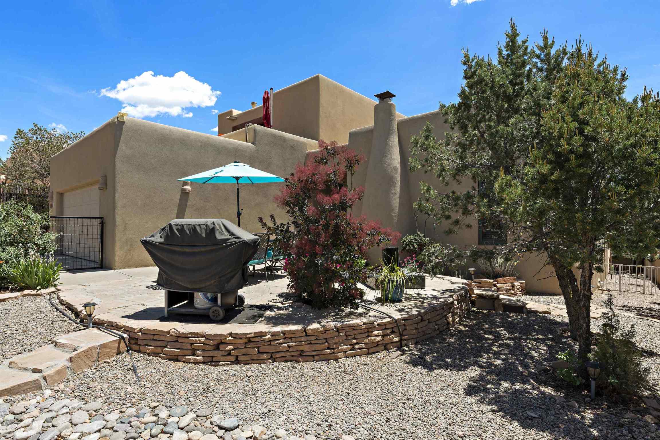 2925 Pueblo Tsankawi, Santa Fe, New Mexico 87507, 4 Bedrooms Bedrooms, ,3 BathroomsBathrooms,Residential,For Sale,2925 Pueblo Tsankawi,202202109