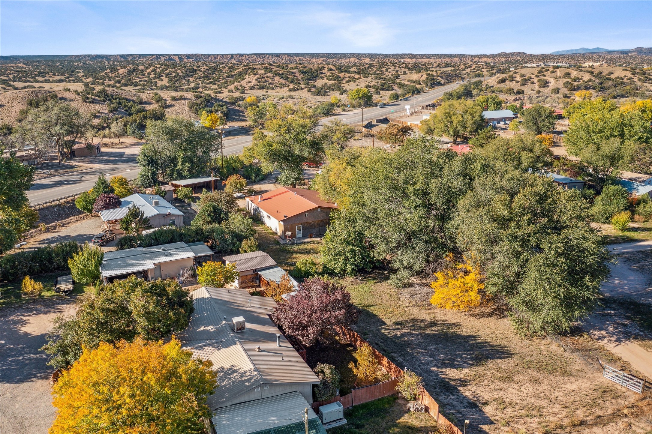 2 La Placita, Santa Fe, New Mexico 87506, 2 Bedrooms Bedrooms, ,2 BathroomsBathrooms,Residential,For Sale,2 La Placita,202341478
